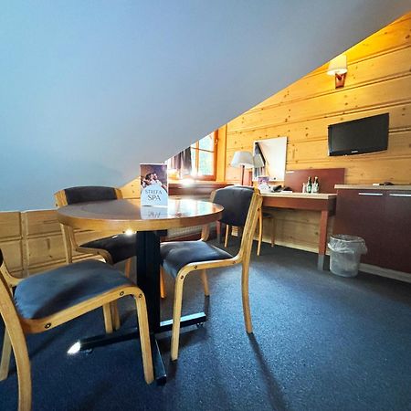 Hotel 365 Kielce Kültér fotó