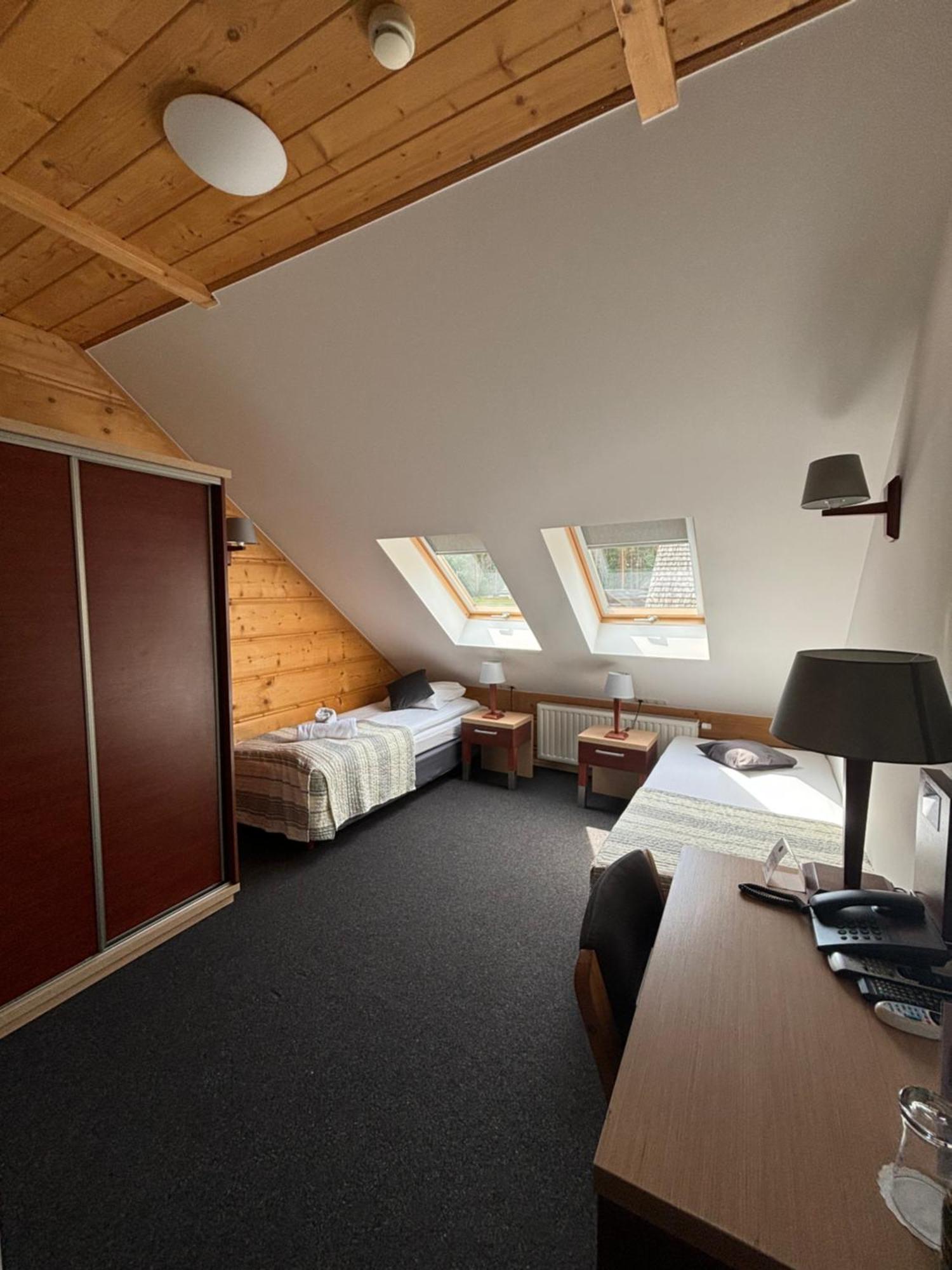 Hotel 365 Kielce Kültér fotó