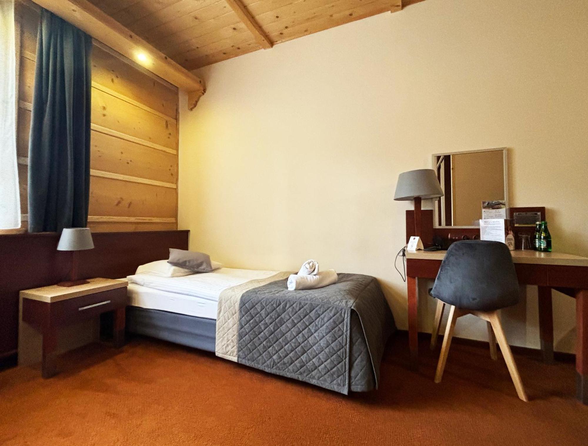 Hotel 365 Kielce Kültér fotó